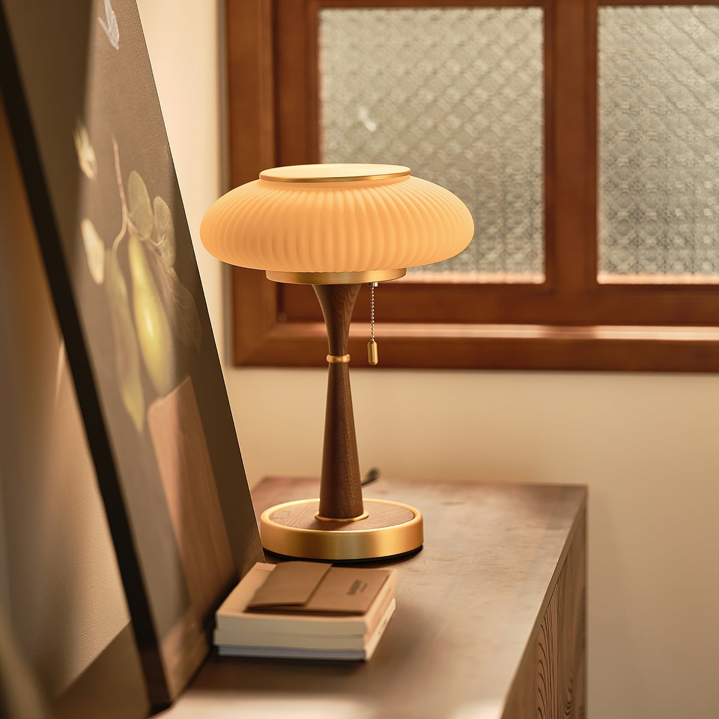 Matsutake Glow – Elegant Bordlampe i Svampeinspireret Design til Moderne Indretning