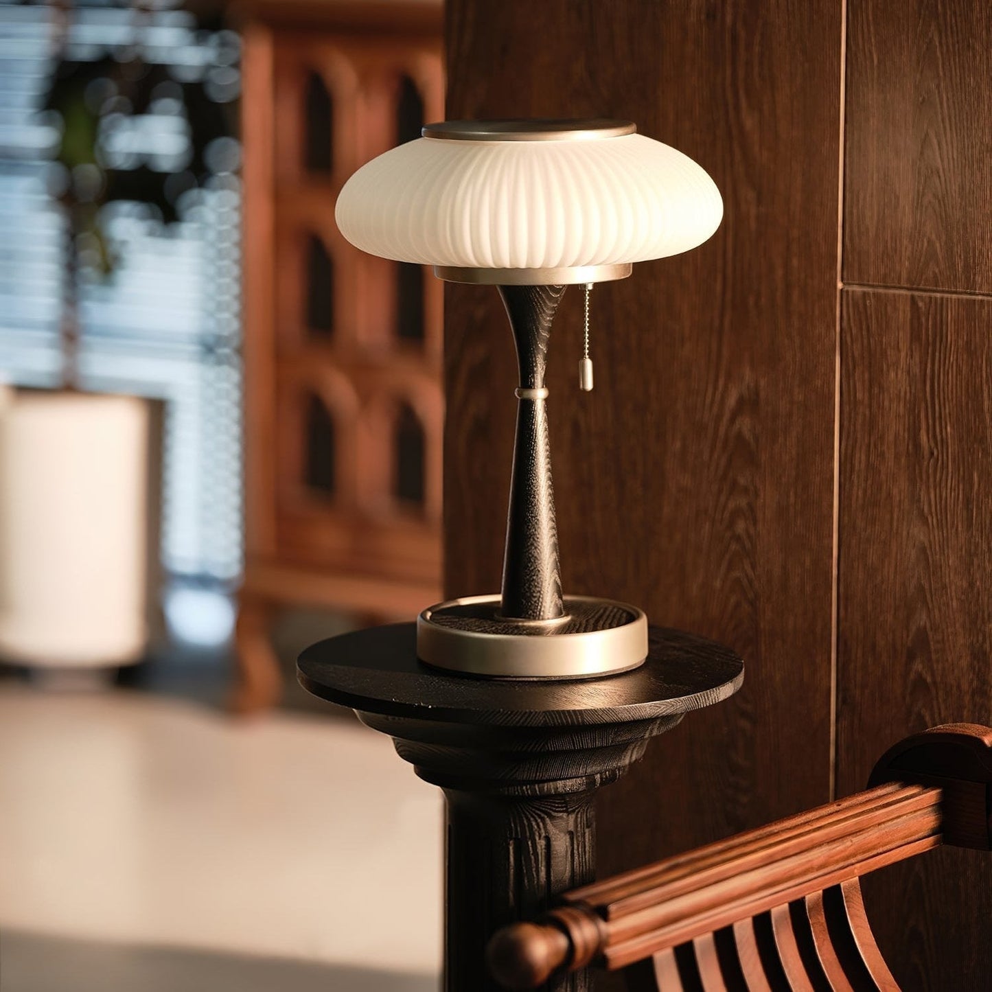 Matsutake Glow – Elegant Bordlampe i Svampeinspireret Design til Moderne Indretning