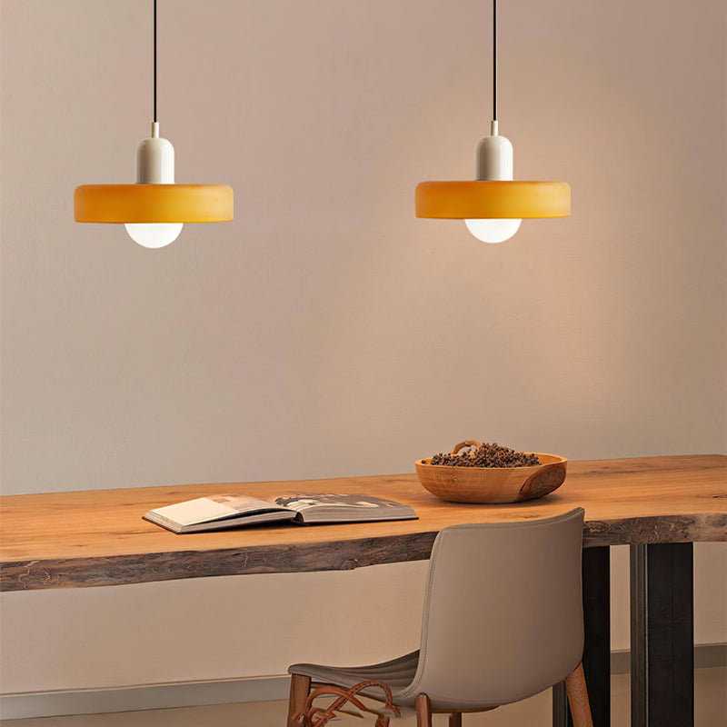Bauhaus ColorGlass – Pendellampe i Farvet Glas med Ikonisk Bauhaus Design til Moderne Indretning