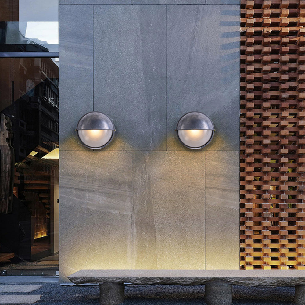 Modernisme AquaGlow – Vandtæt Udendørs Væglampe i Elegant Moderne Design til Facade og Terrasse