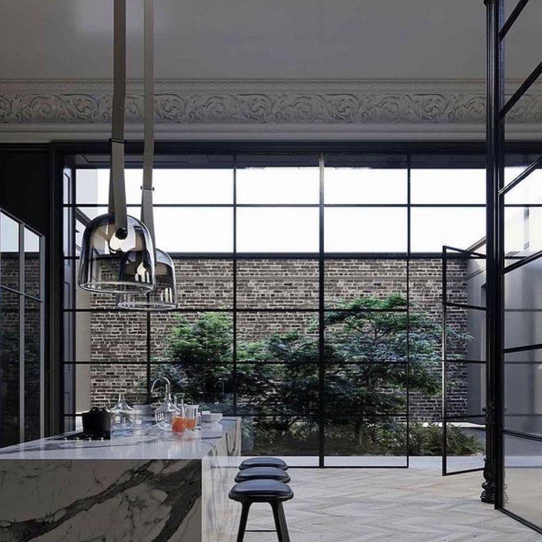 Mona – Elegant Pendellampe i Moderne Design til Spisestue, Køkken og Stue