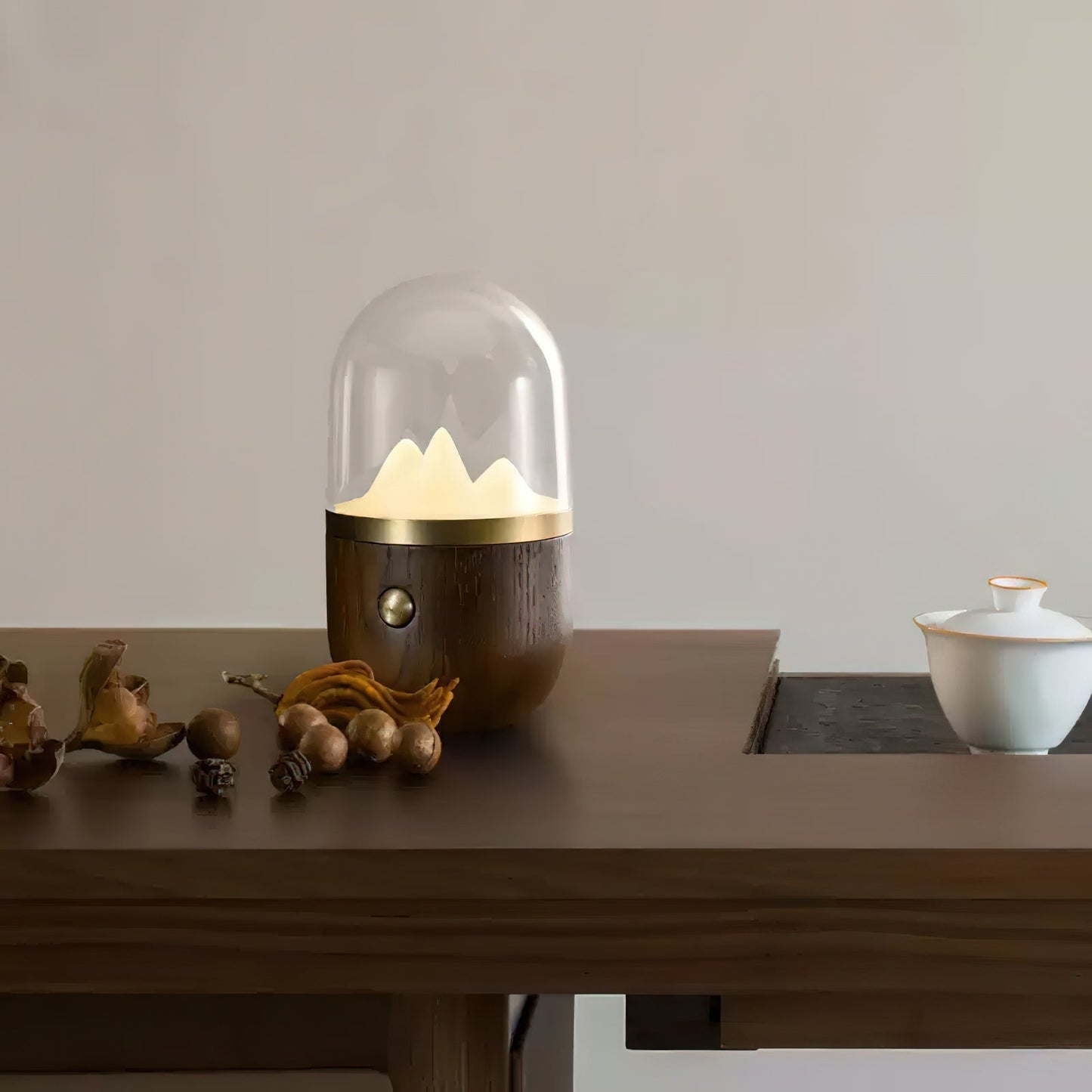 Bjergtop Glow – Unik Natbordslampe i Naturinspireret Design til Hygge og Stemning
