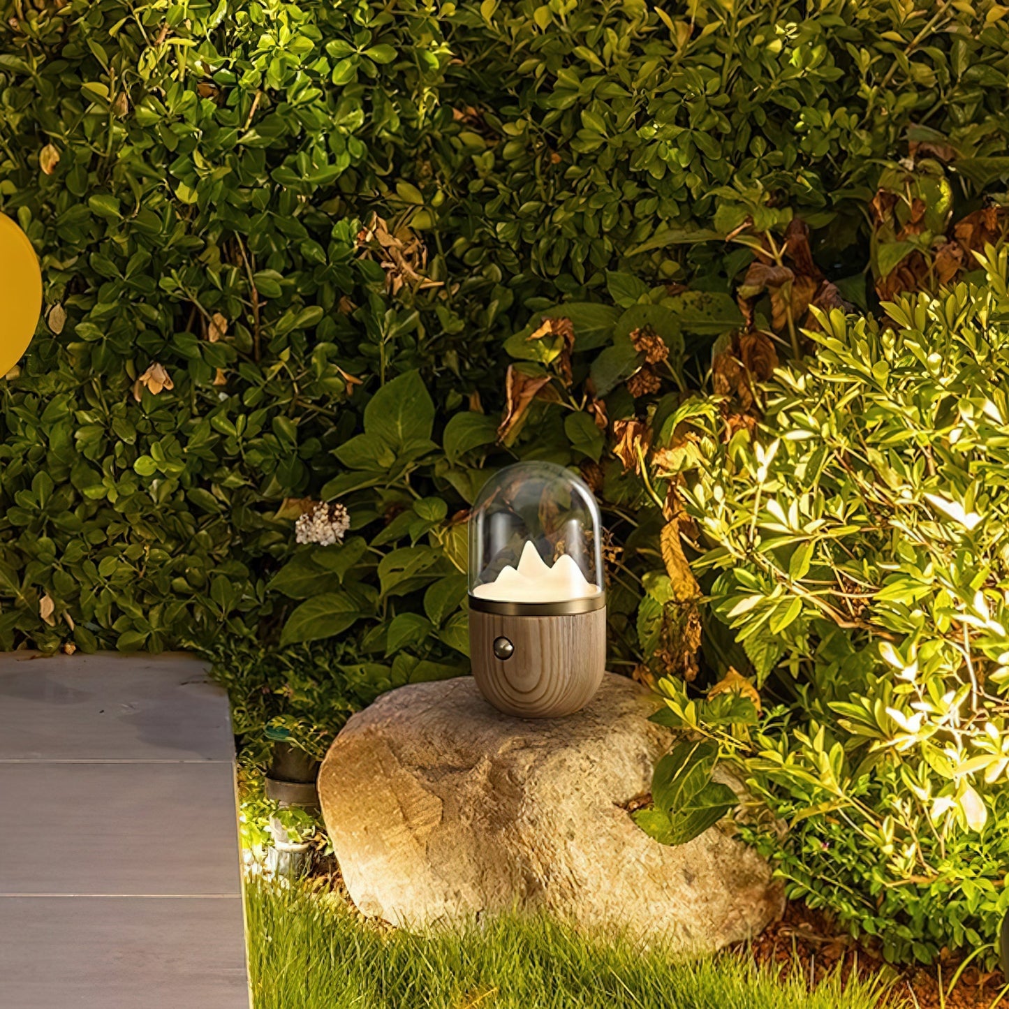 Bjergtop Glow – Unik Natbordslampe i Naturinspireret Design til Hygge og Stemning