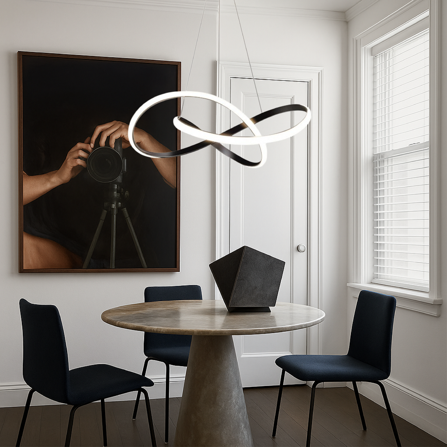 NordicGlow – Moderne Pendellampe i Elegant Design til Spisestue og Køkken