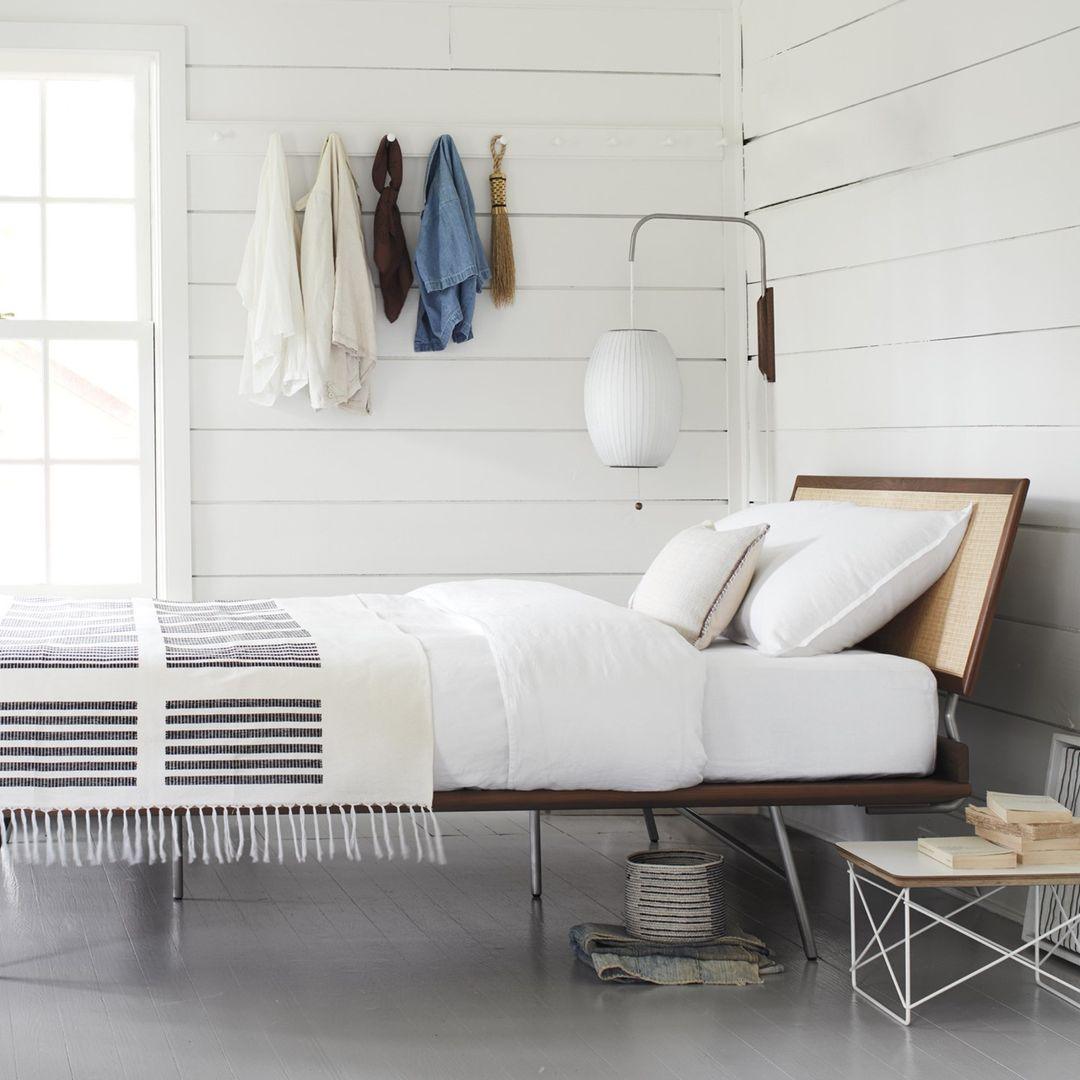 Nelson Glow – Elegant Væglampe i Moderne Design til Stue, Soveværelse og Gang