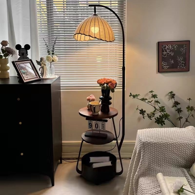 ZenLight – Japansk Natbordslampe i Minimalistisk Design til Soveværelset