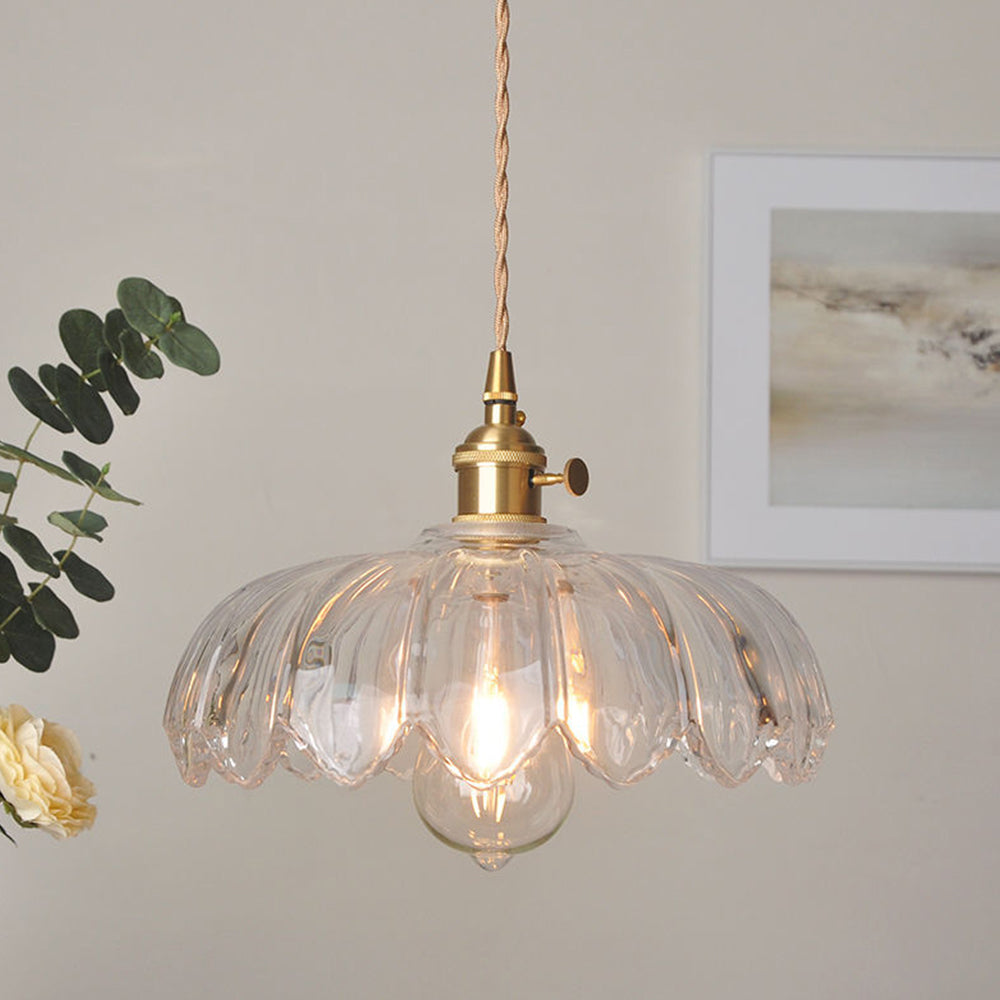 FloraGlaze Vintage – Hængelampe med Glaseret Blomsterdesign i Klassisk Retrostil