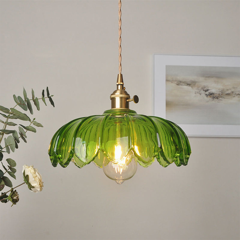 FloraGlaze Vintage – Hængelampe med Glaseret Blomsterdesign i Klassisk Retrostil