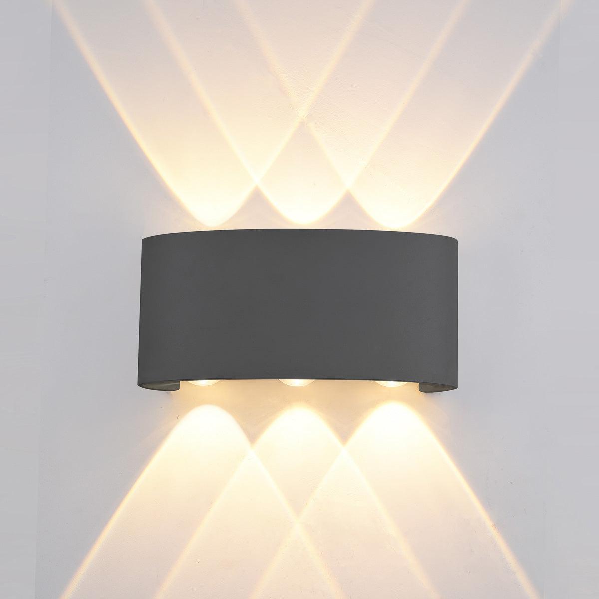 Elegant Ortelo 6W 17cm Sort Væglampe Til En Stilfuld Belysning