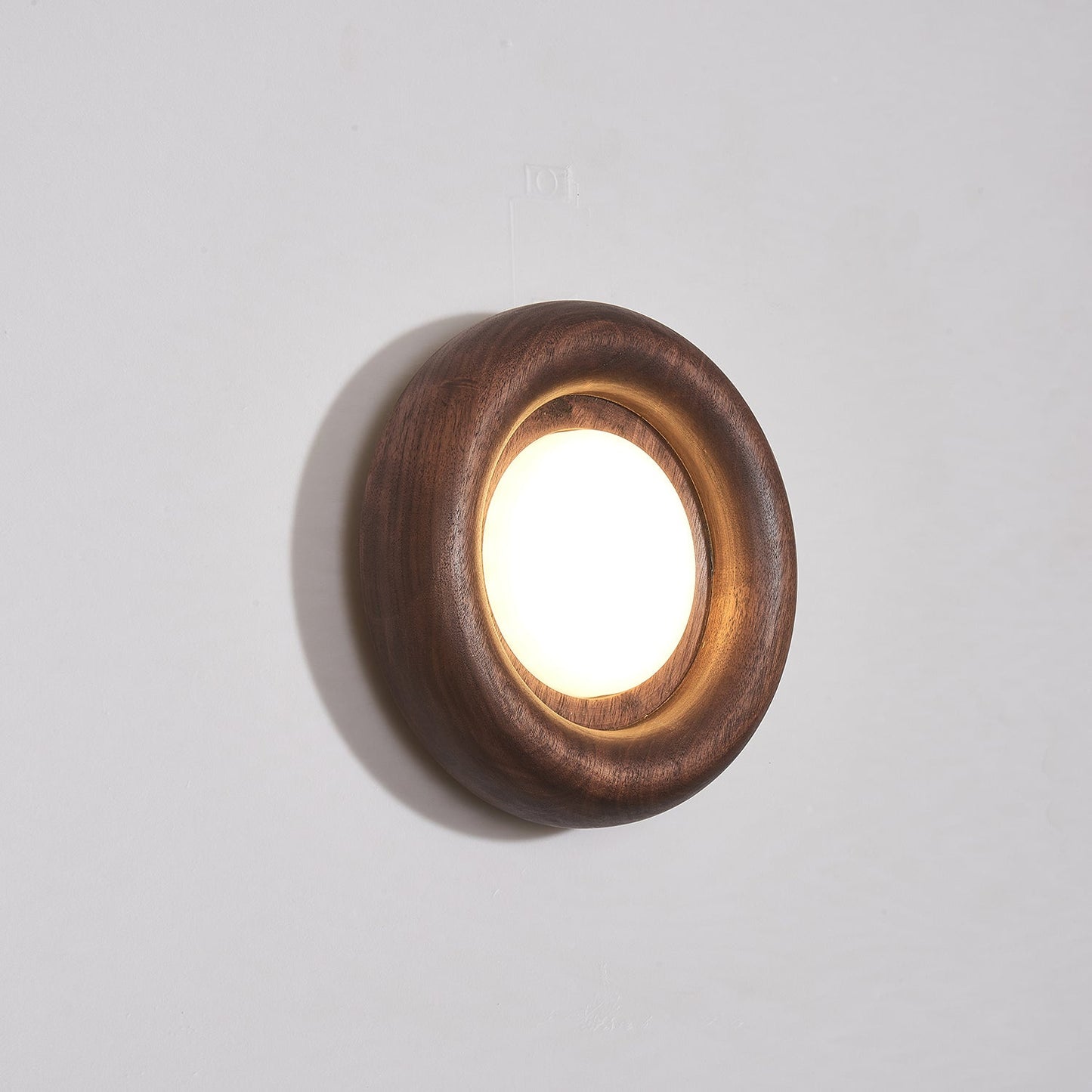Orbitus Glow – Moderne Væglampe i Elegant Design til Stilfuld Belysning Inde og Ude