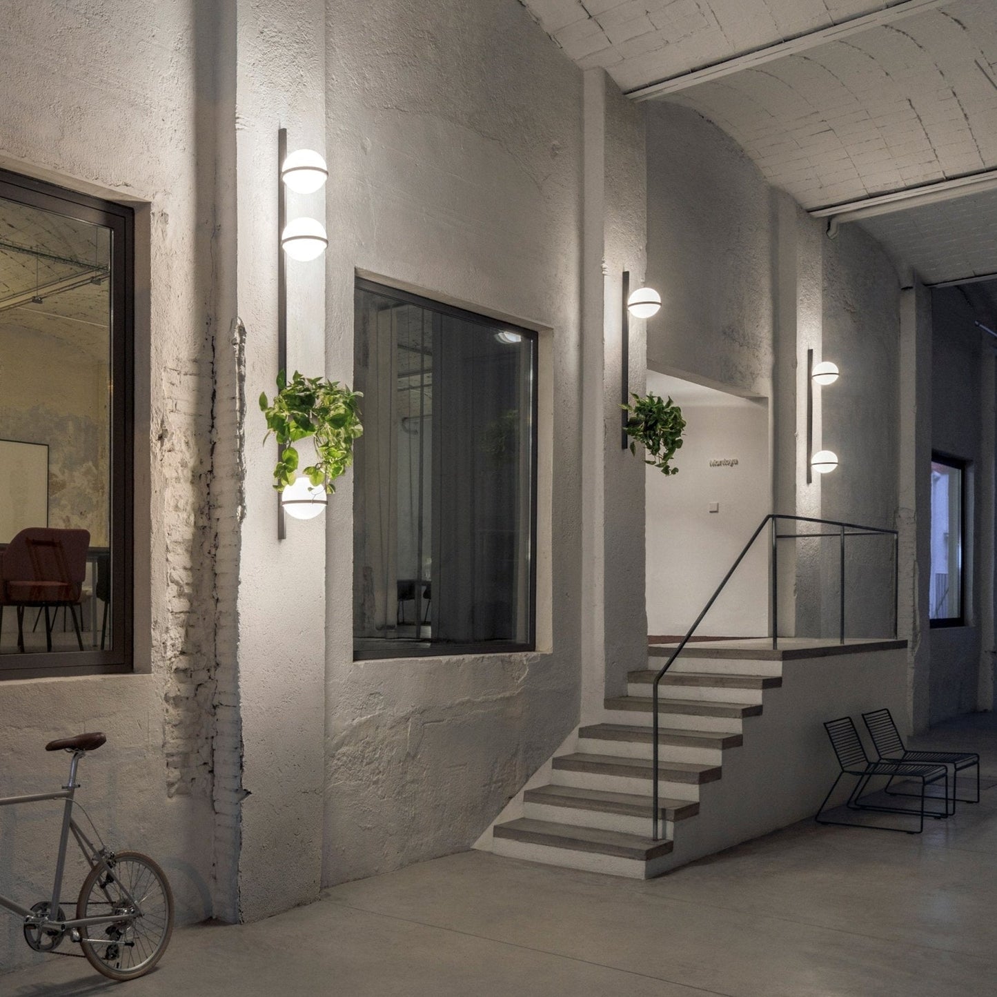 Solstice Glow – Elegant Udendørs Væglampe til Facade, Terrasse og Havebelysning