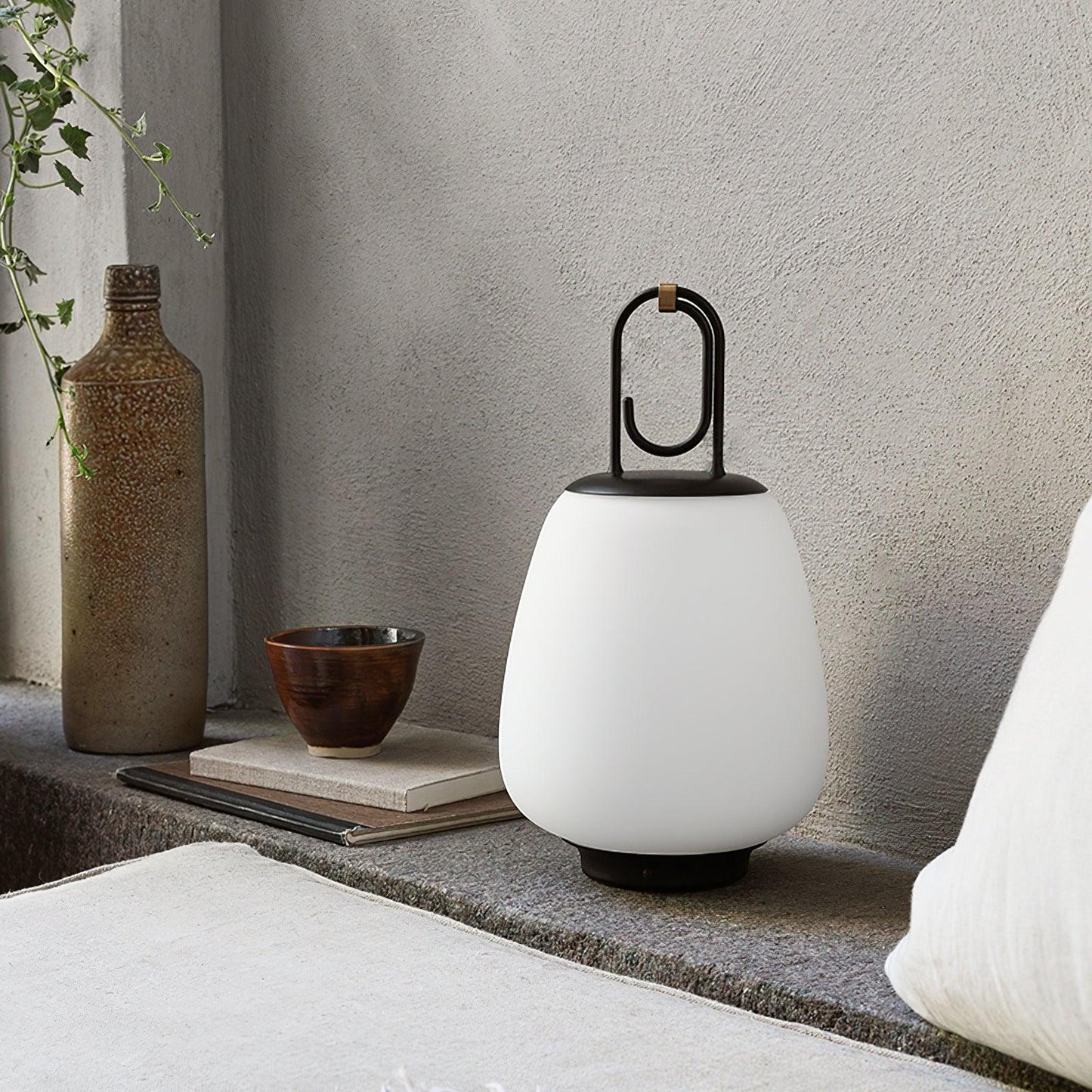 Portable Lantern – Bærbar Bordlampe med Indbygget Batteri til Hygge og Stemningsfuld Belysning