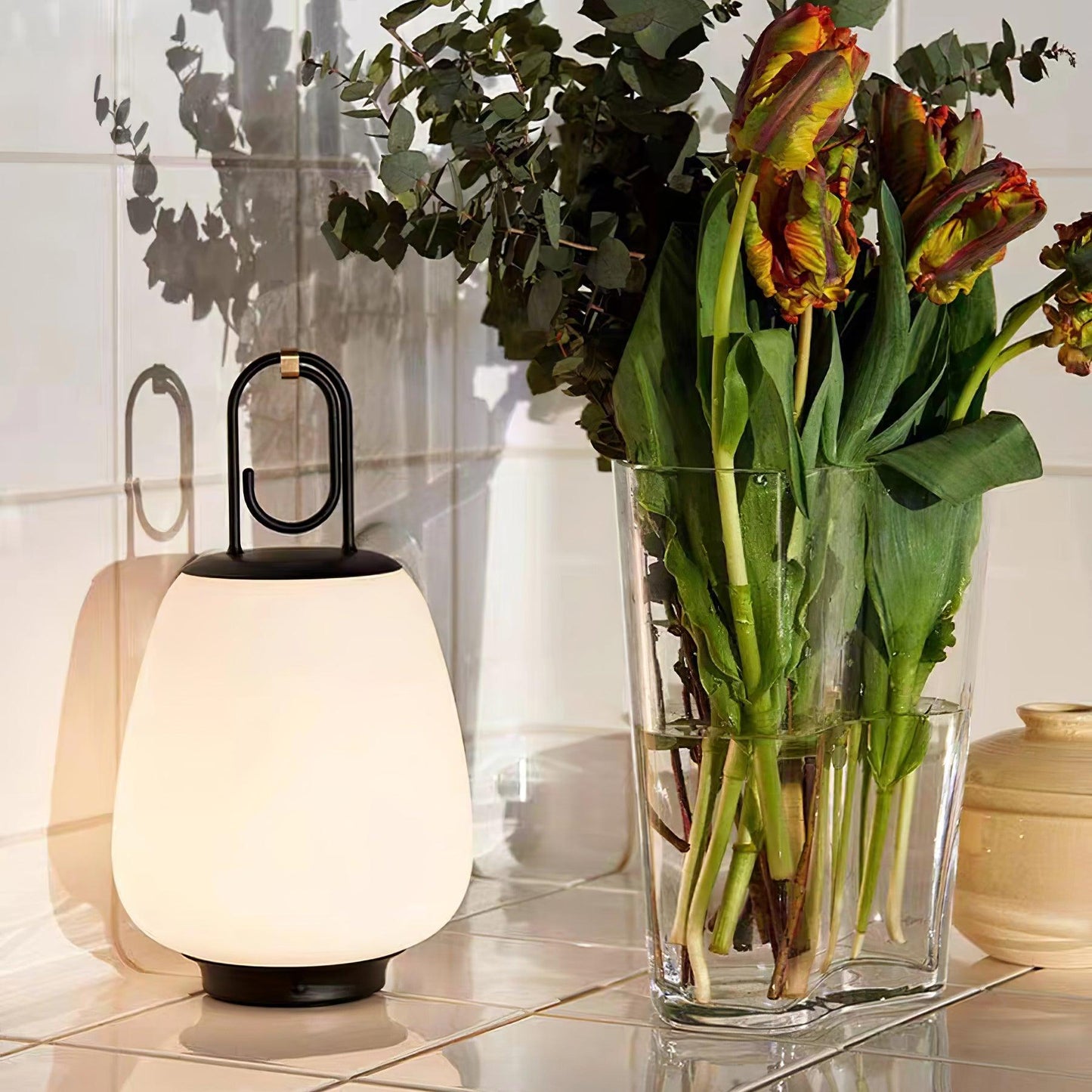 Portable Lantern – Bærbar Bordlampe med Indbygget Batteri til Hygge og Stemningsfuld Belysning