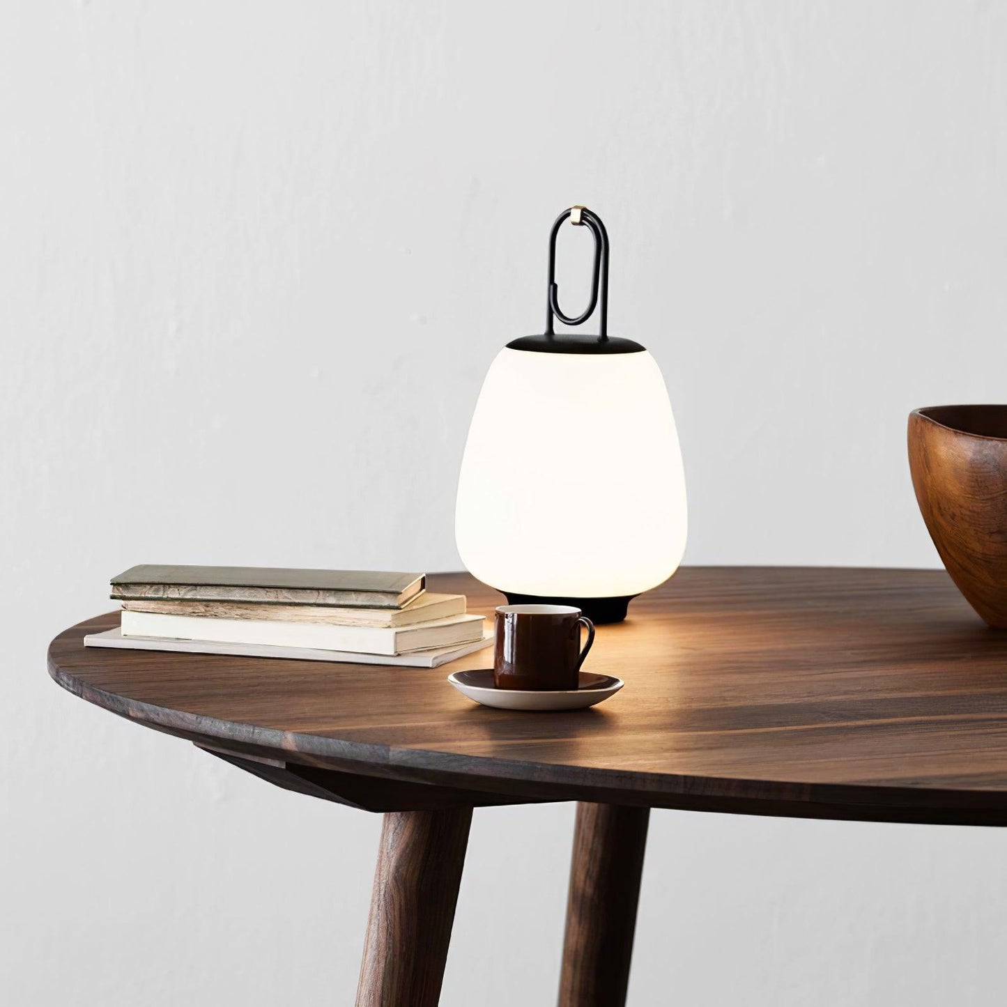 Portable Lantern – Bærbar Bordlampe med Indbygget Batteri til Hygge og Stemningsfuld Belysning