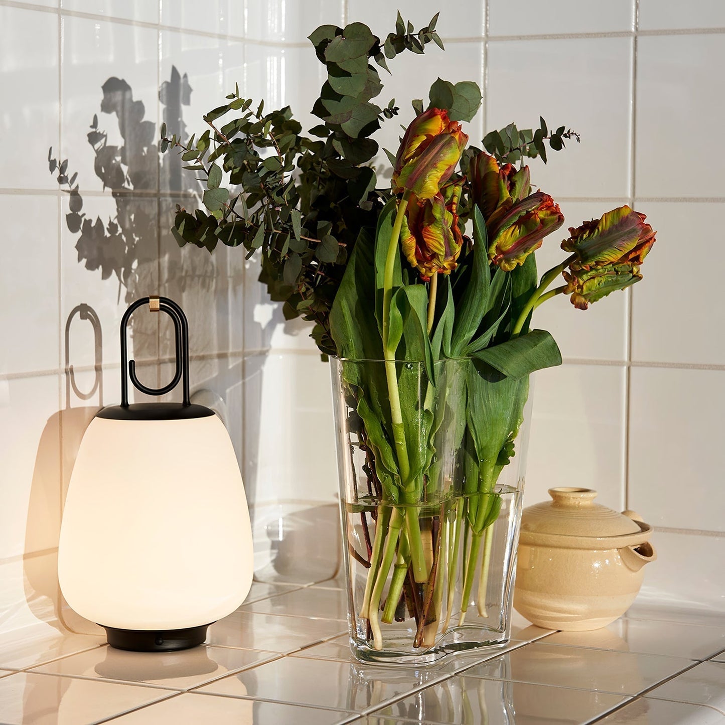 Portable Lantern – Bærbar Bordlampe med Indbygget Batteri til Hygge og Stemningsfuld Belysning