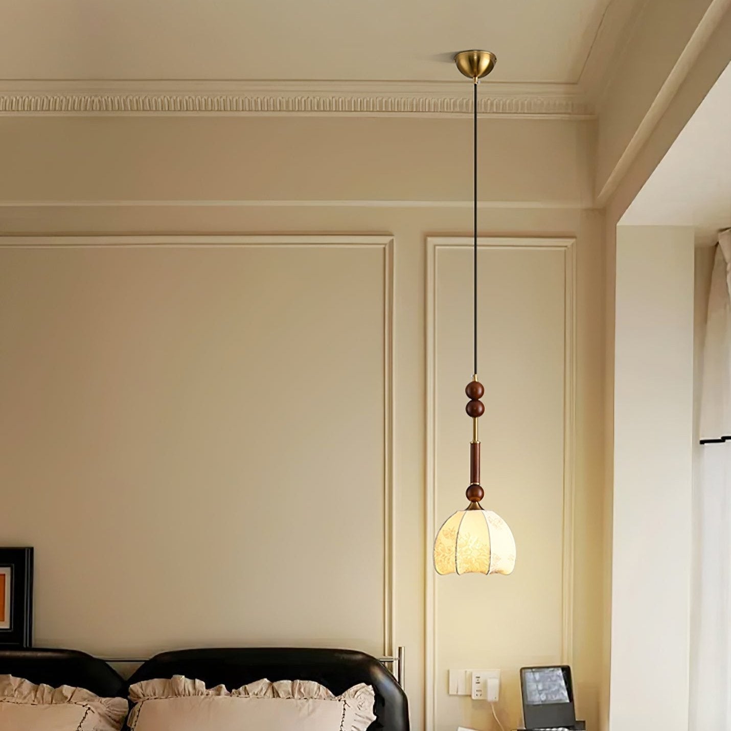 Roma – Klassisk Pendellampe i Elegant Design til Spisestue, Køkken og Stue