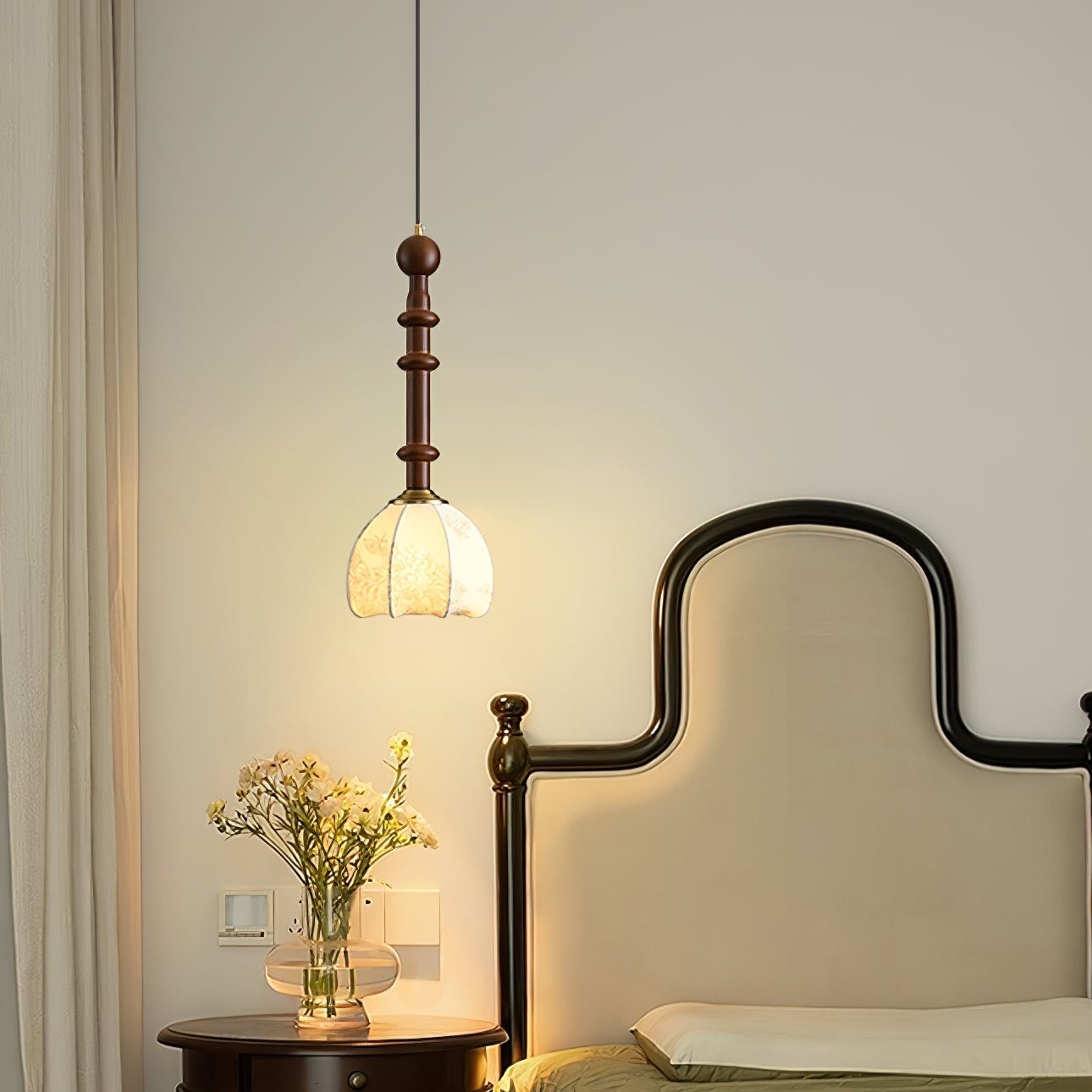 Roma – Klassisk Pendellampe i Elegant Design til Spisestue, Køkken og Stue