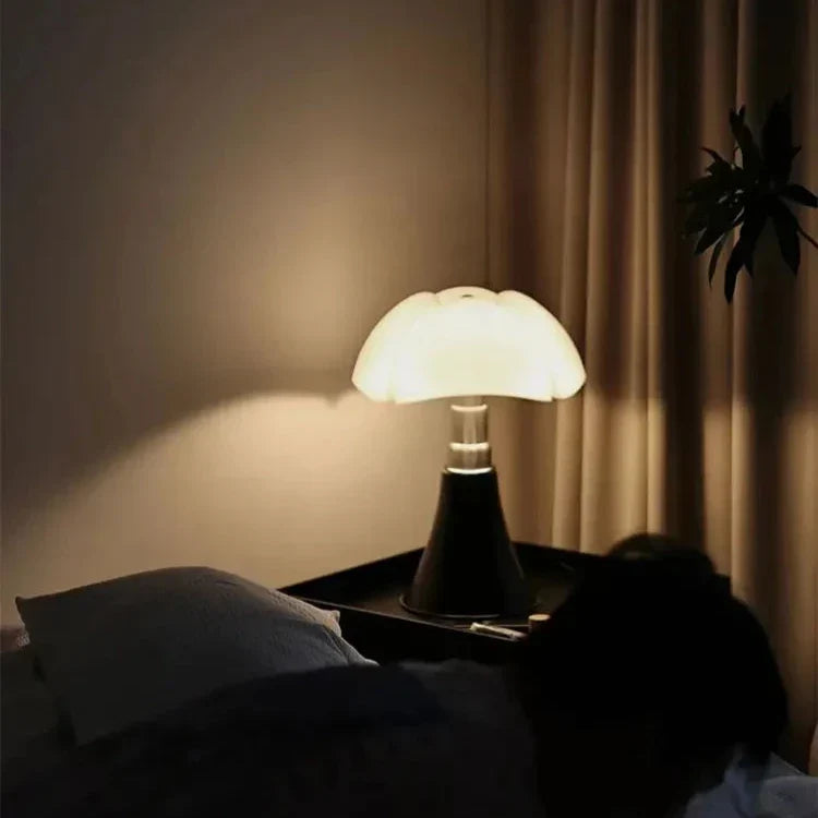 Vintage LED designer bordlampe – Klassisk stilfuld lampe til stue, soveværelse og kontor