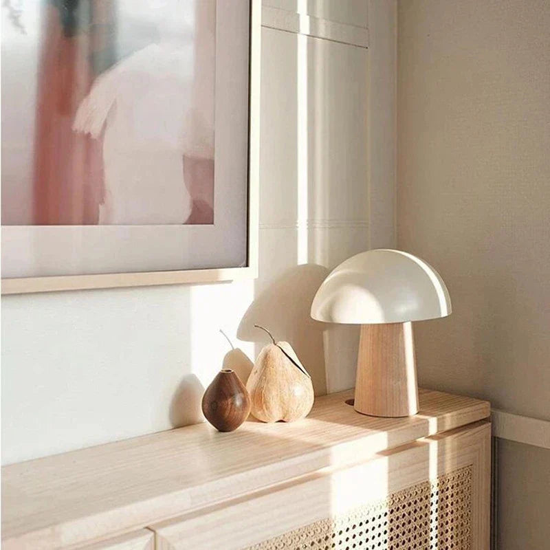 Juno – Eksklusiv Bordlampe Kollektion i Moderne Design til Stue, Soveværelse og Kontor