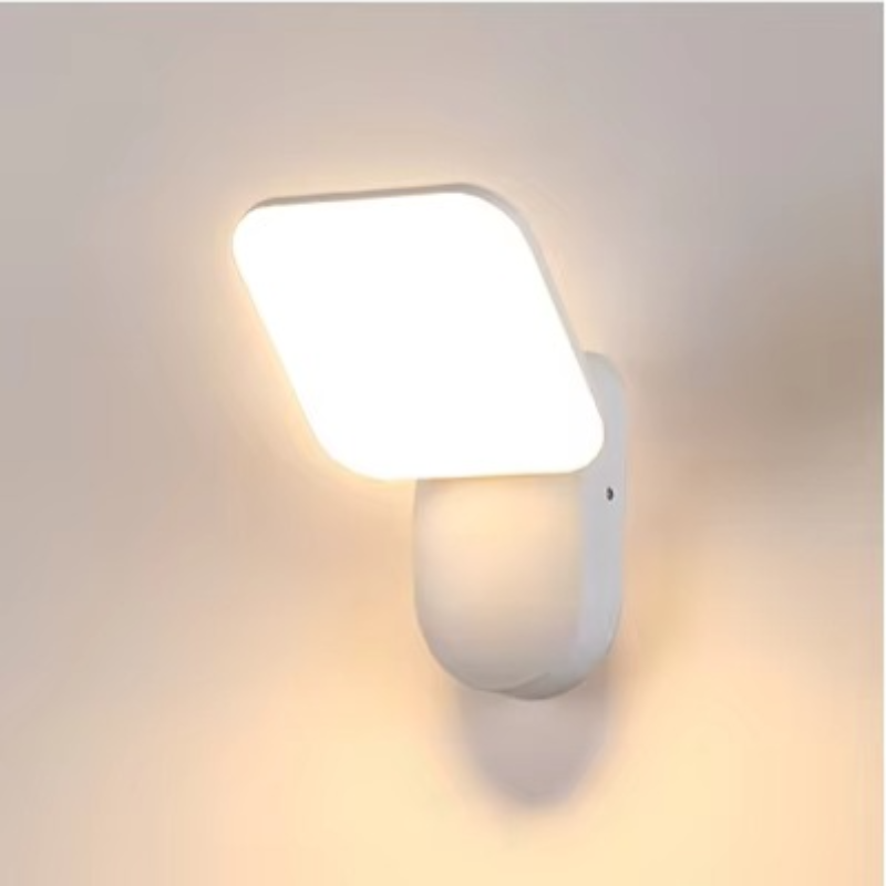 SenseBeam LED – Væglampe med Bevægelsessensor til Automatisk og Energibesparende Belysning