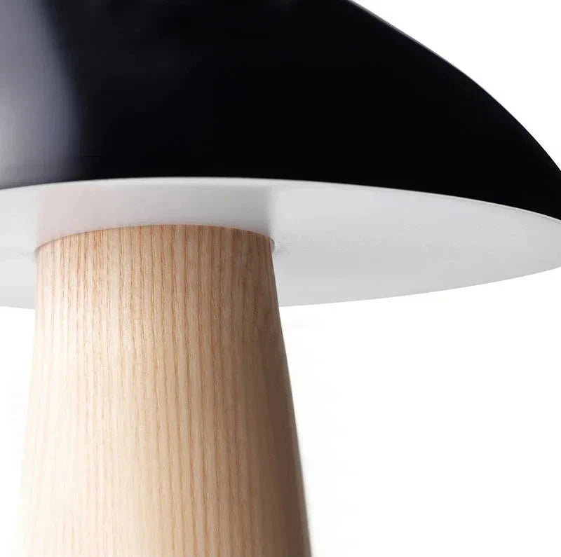 Juno – Eksklusiv Bordlampe Kollektion i Moderne Design til Stue, Soveværelse og Kontor