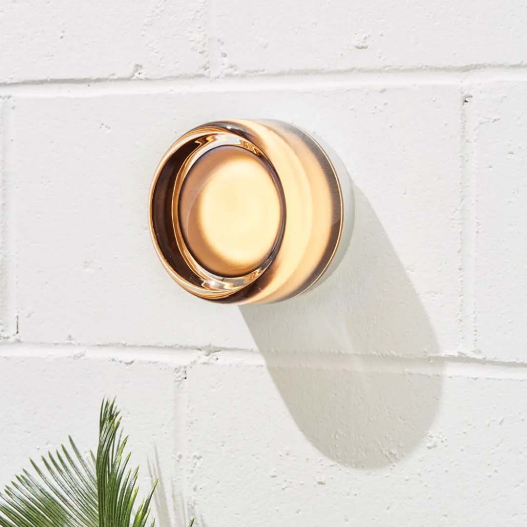 Dimple Glow – Elegant Væglampe i Unikt Sconce-design til Moderne og Klassisk Indretning
