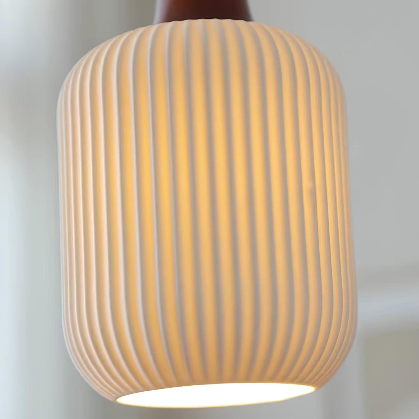 Sidra – Elegant Keramisk Pendellampe i Moderne Nordisk Design til Spisestue og Stue
