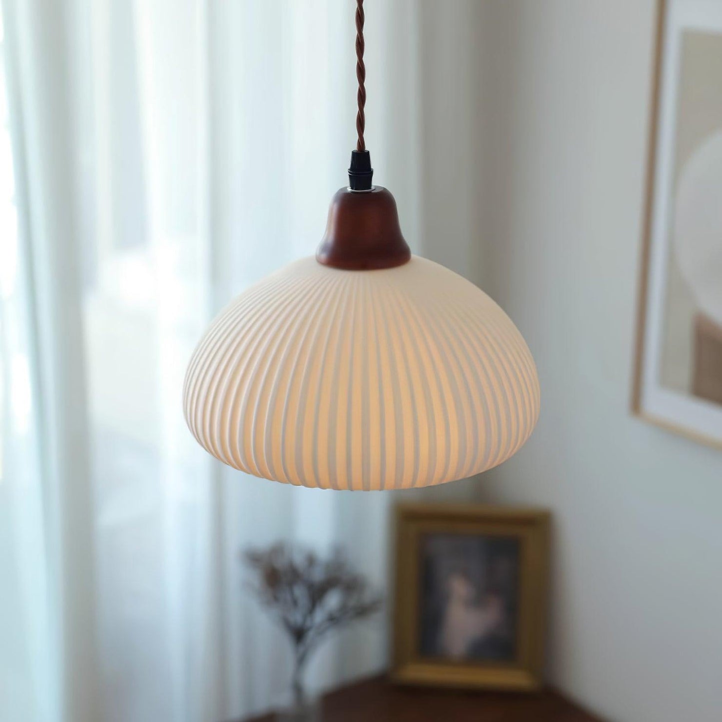 Sidra – Elegant Keramisk Pendellampe i Moderne Nordisk Design til Spisestue og Stue