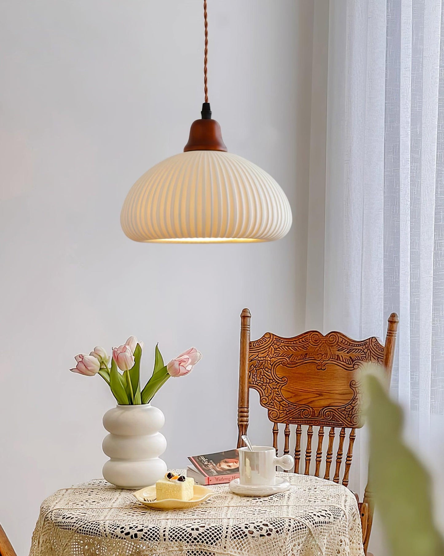 Sidra – Elegant Keramisk Pendellampe i Moderne Nordisk Design til Spisestue og Stue
