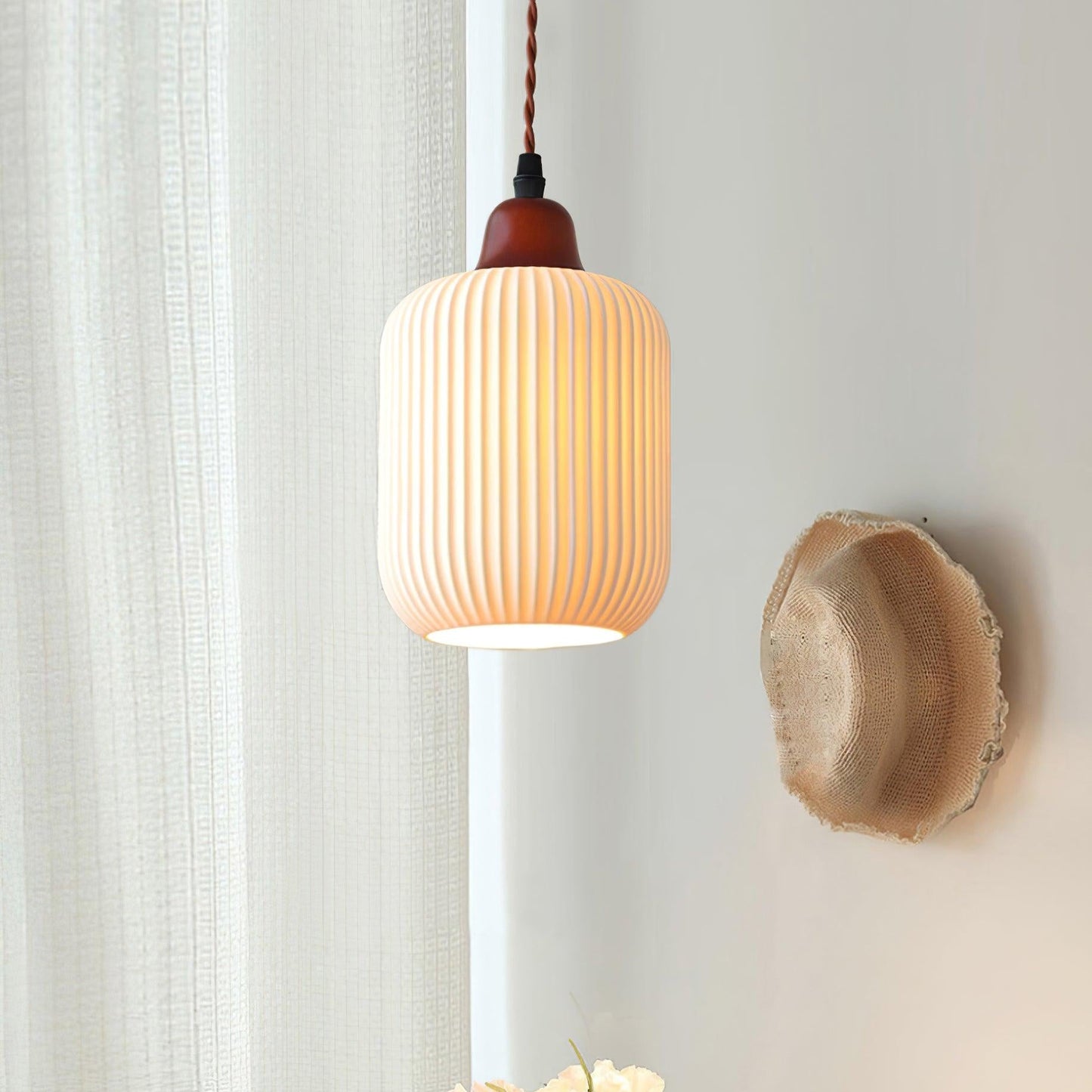 Sidra – Elegant Keramisk Pendellampe i Moderne Nordisk Design til Spisestue og Stue