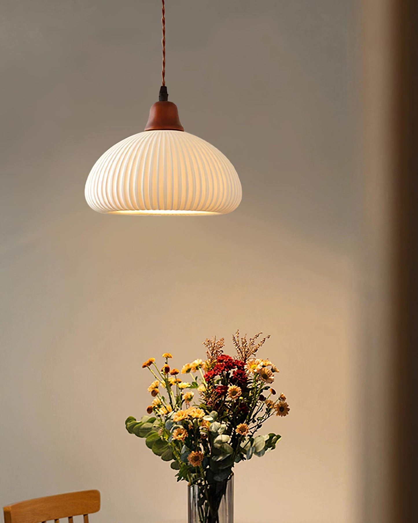 Sidra – Elegant Keramisk Pendellampe i Moderne Nordisk Design til Spisestue og Stue