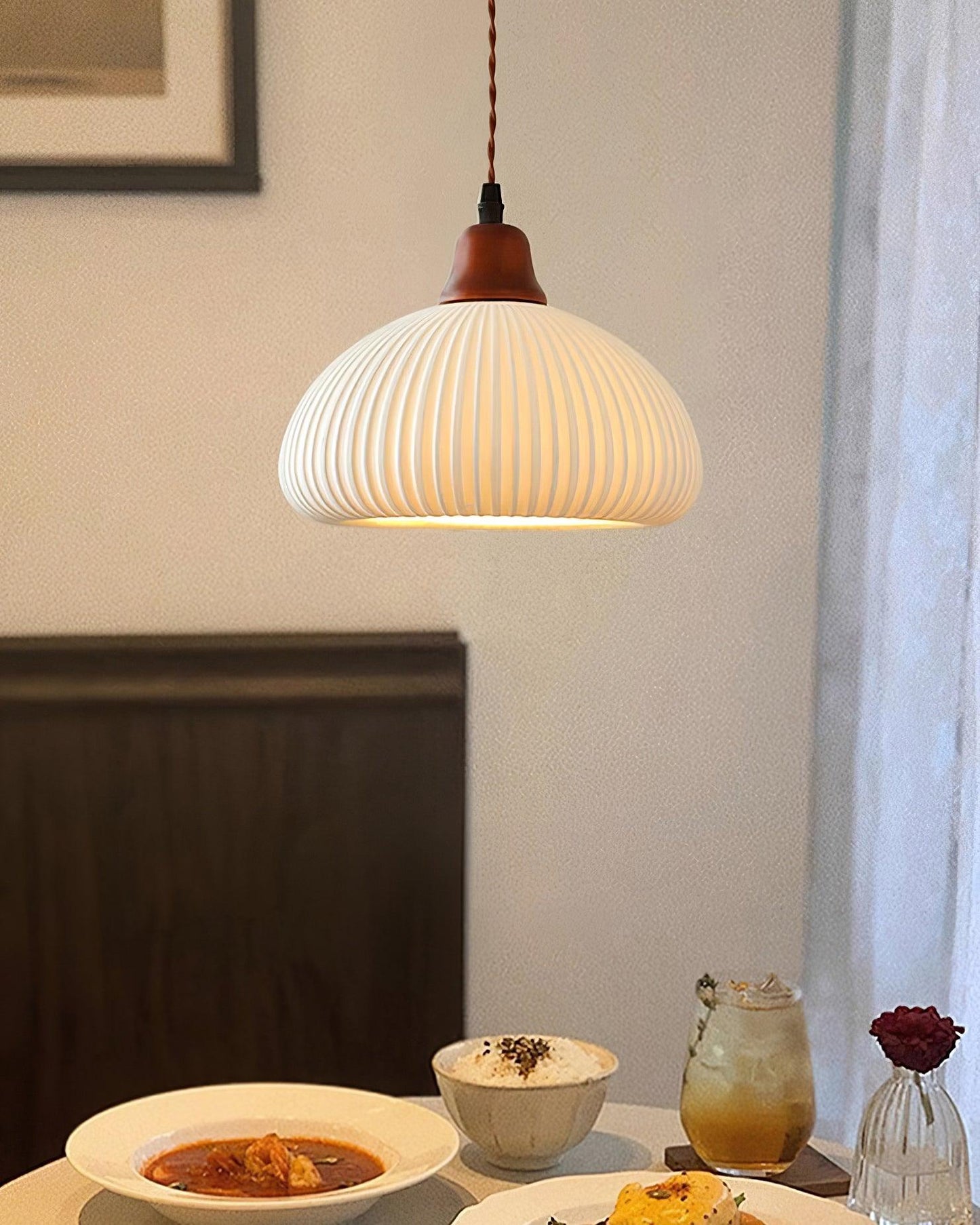 Sidra – Elegant Keramisk Pendellampe i Moderne Nordisk Design til Spisestue og Stue
