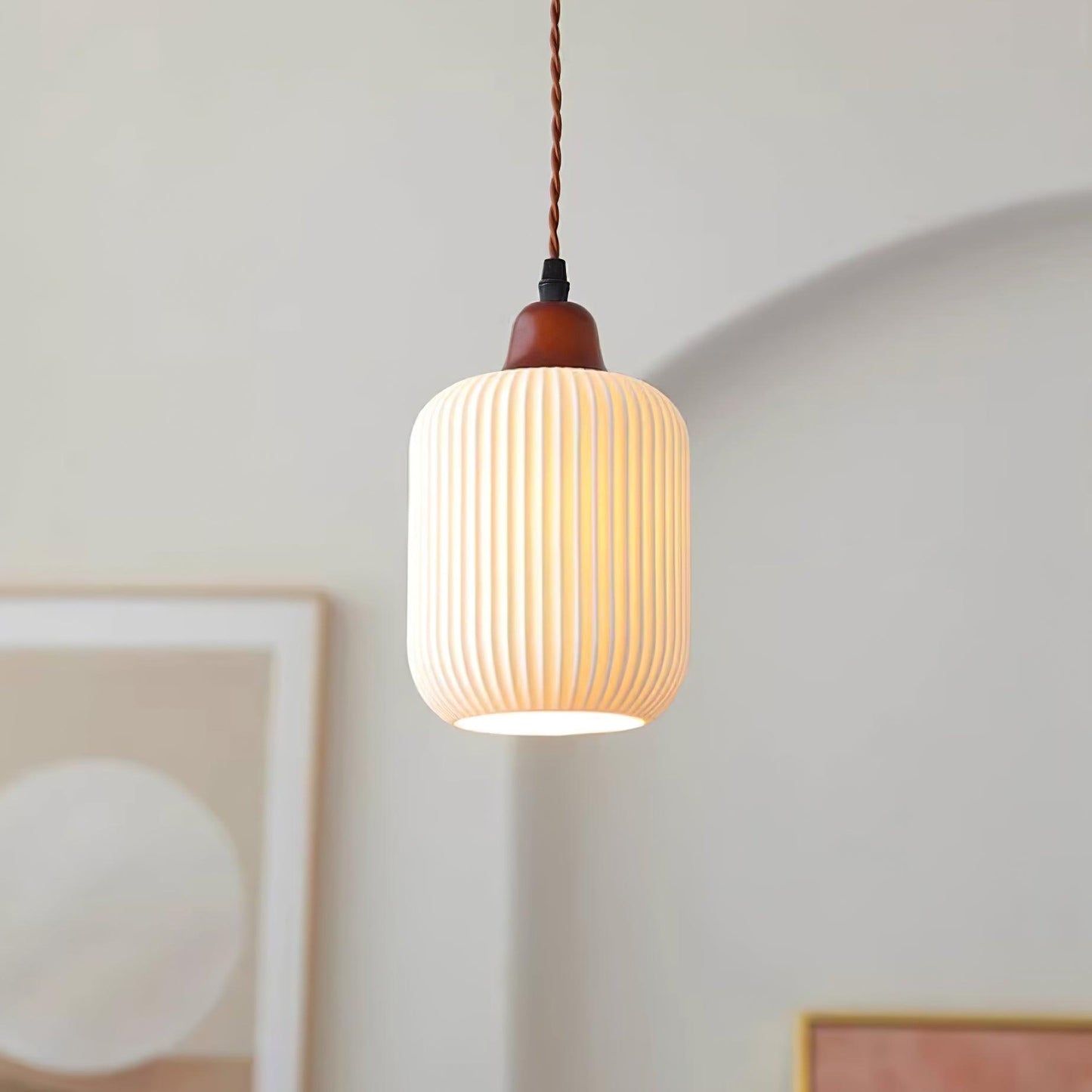 Sidra – Elegant Keramisk Pendellampe i Moderne Nordisk Design til Spisestue og Stue