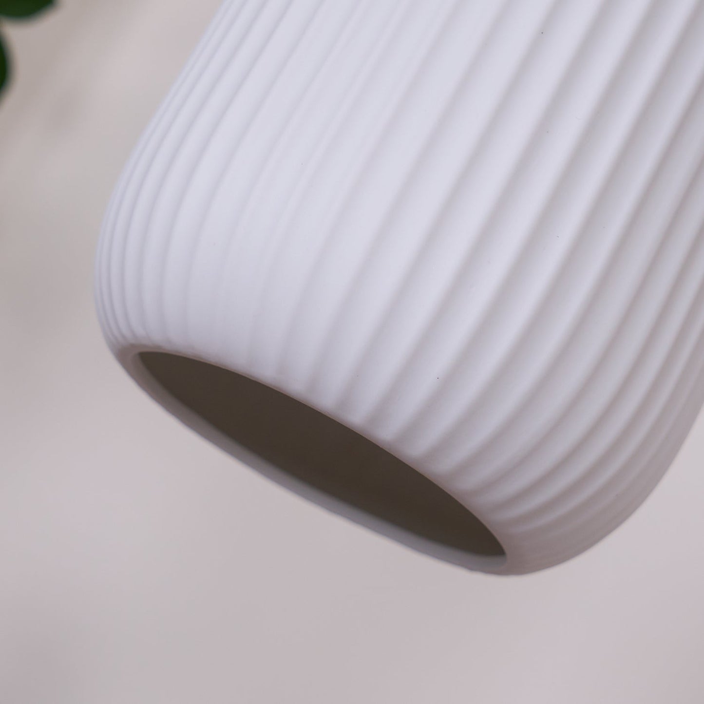 Sidra – Elegant Keramisk Pendellampe i Moderne Nordisk Design til Spisestue og Stue