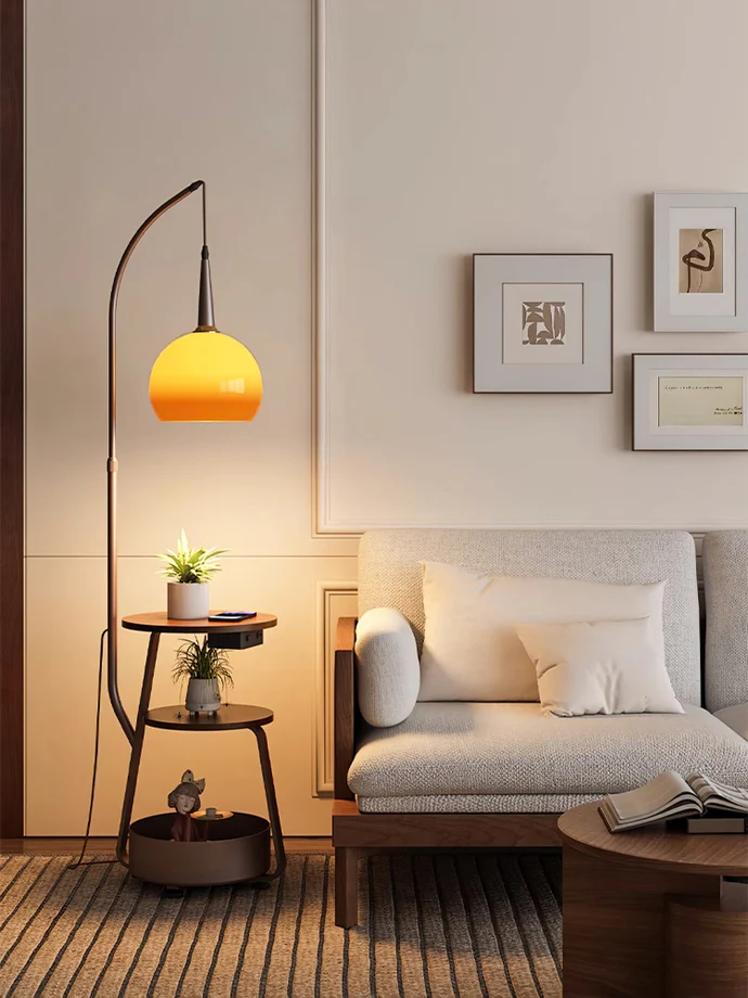 Bauhaus – Moderne Natbordslampe i Klassisk Bauhaus Design til Soveværelset