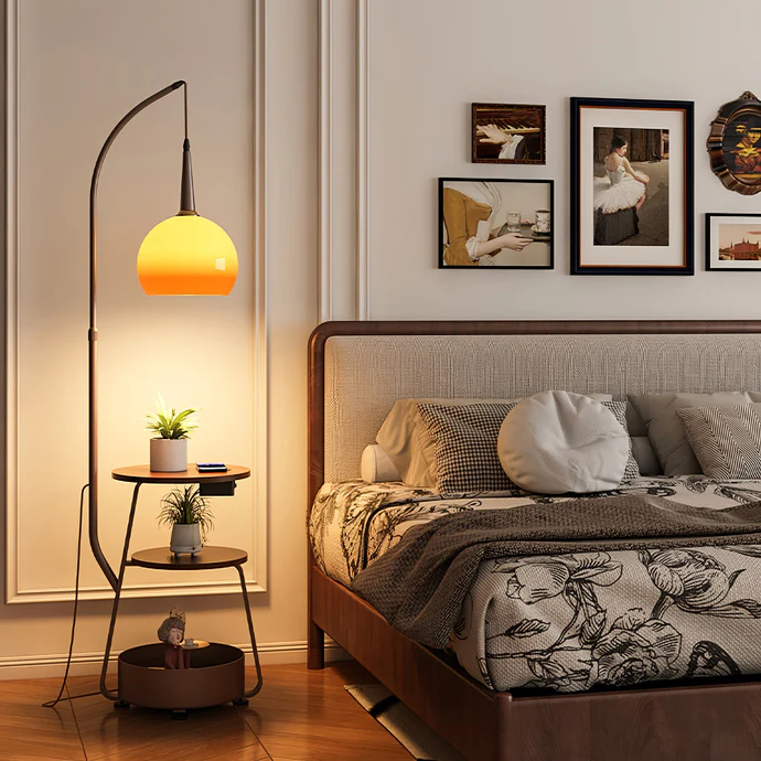 Bauhaus – Moderne Natbordslampe i Klassisk Bauhaus Design til Soveværelset