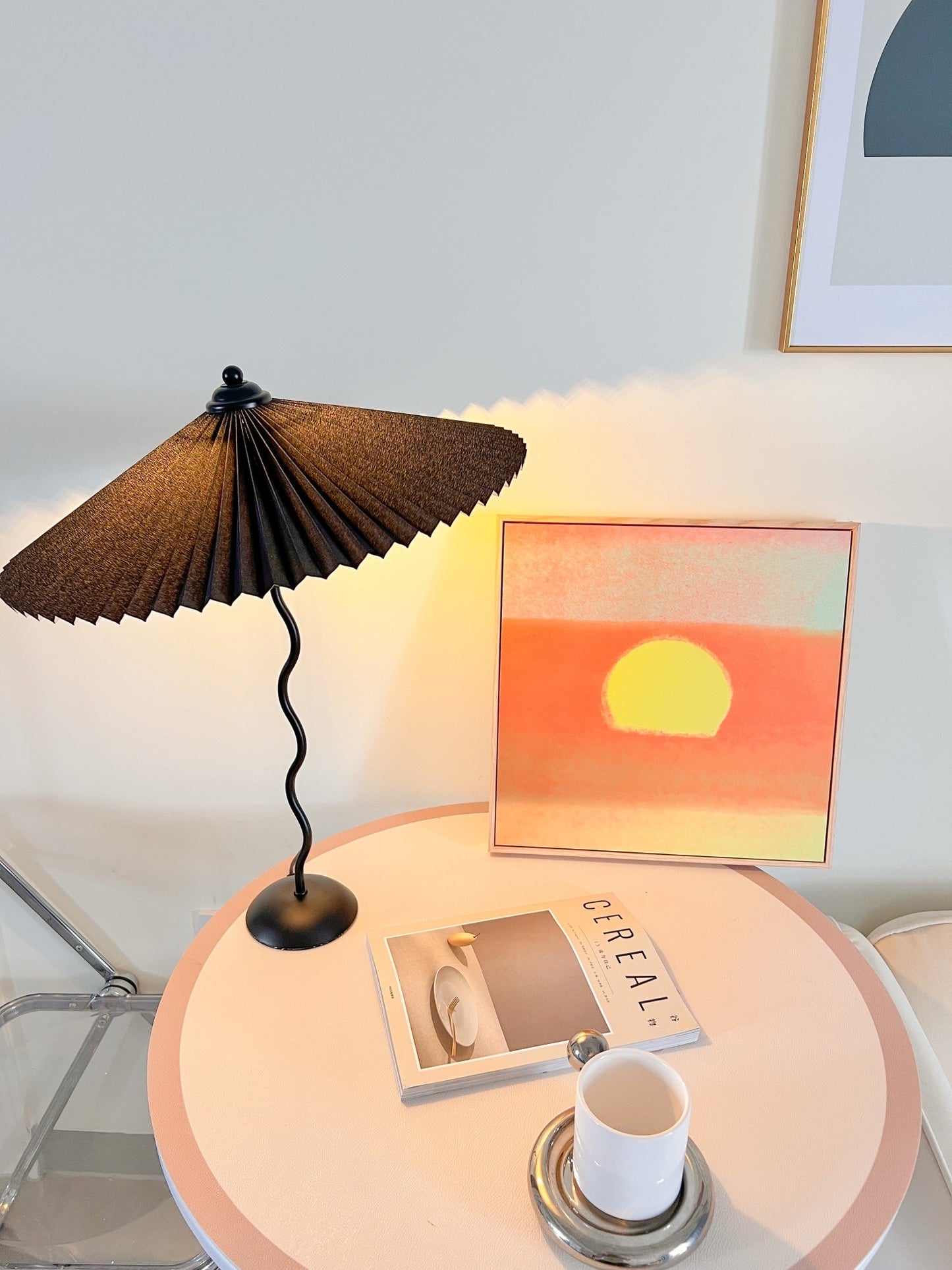 Squiggle bordlampe – Moderne stilfuld lampe til stue, soveværelse og kontor