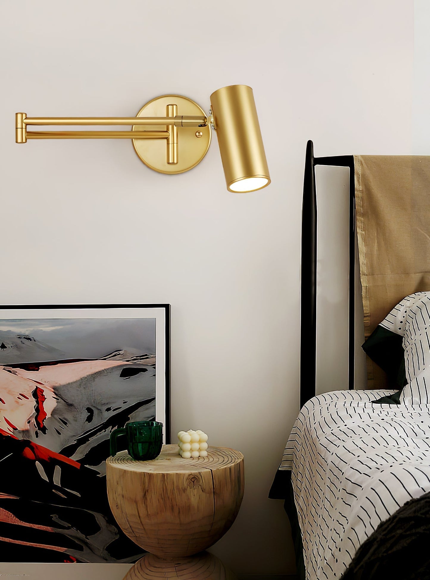 FlexArm Light – Justerbar Svingarm Væglampe til Funktionel og Dekorativ Belysning
