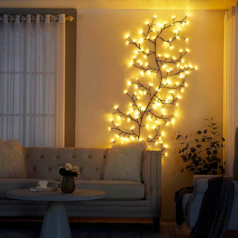 Enchanted SparkleTree – Dekorativt Glitrende LED Træ til Stemningsfuld Belysning Inde og Ude