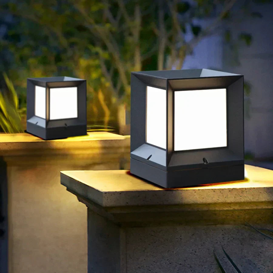 EclatPorte Lampe – Elegant Solcellelanterne til Din Indkørsel