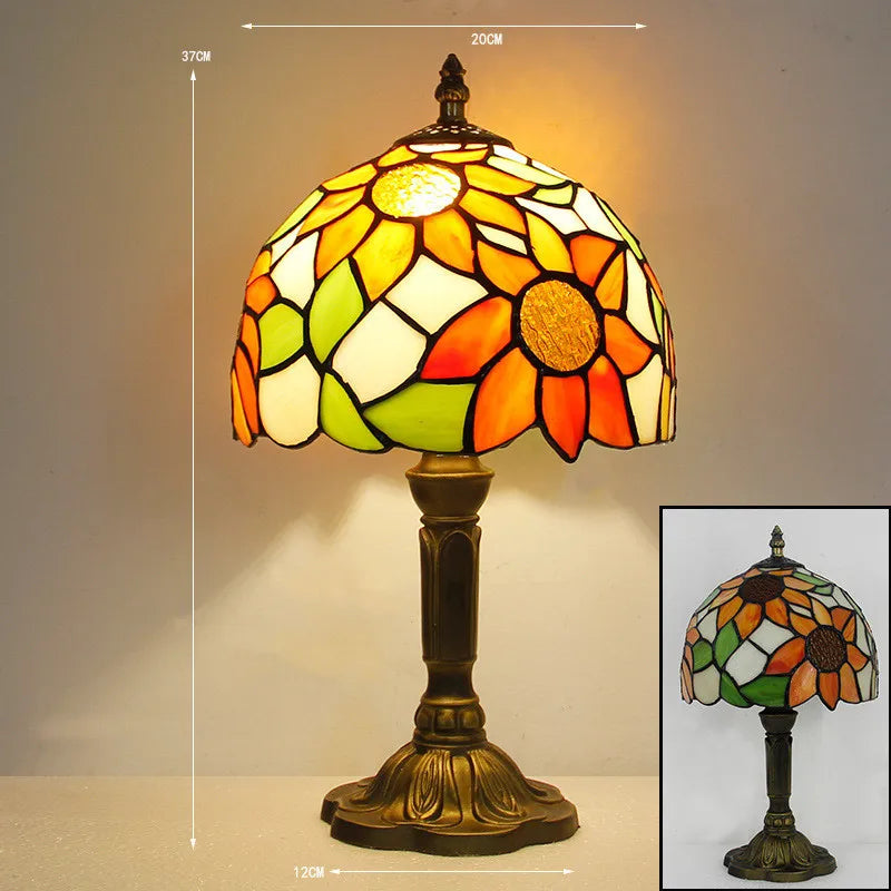 Luminara Éclat – Tiffany Bordlampe i Klassisk Håndlavet Glasdesign til Skrivebord og Stue