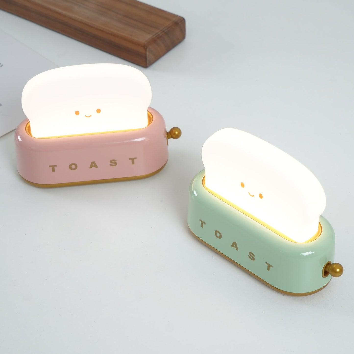 Design af brødrister bordlampe med indbygget batteri – Moderne stilfuld lampe til stue, soveværelse og kontor