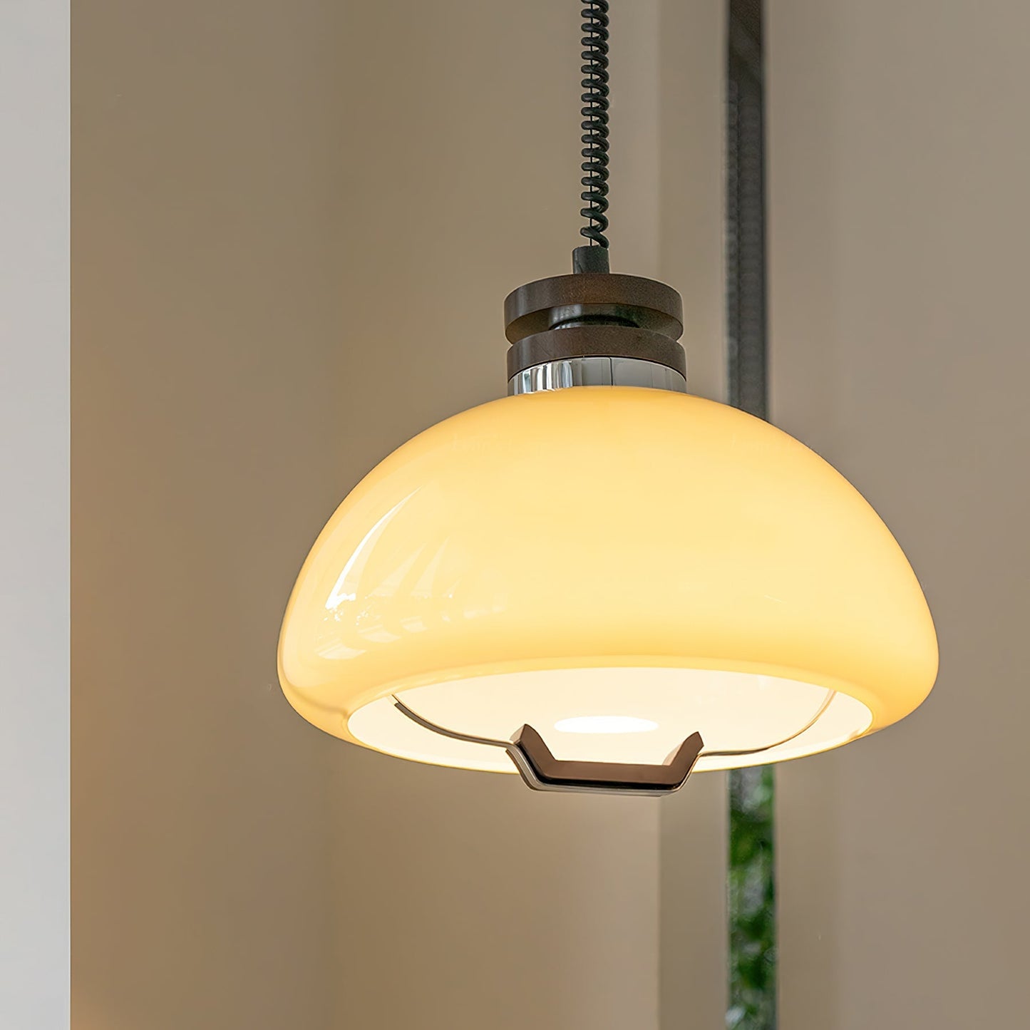 Vela Pudding – Moderne Pendellampe i Elegant Organisk Design til Spisestue og Stue