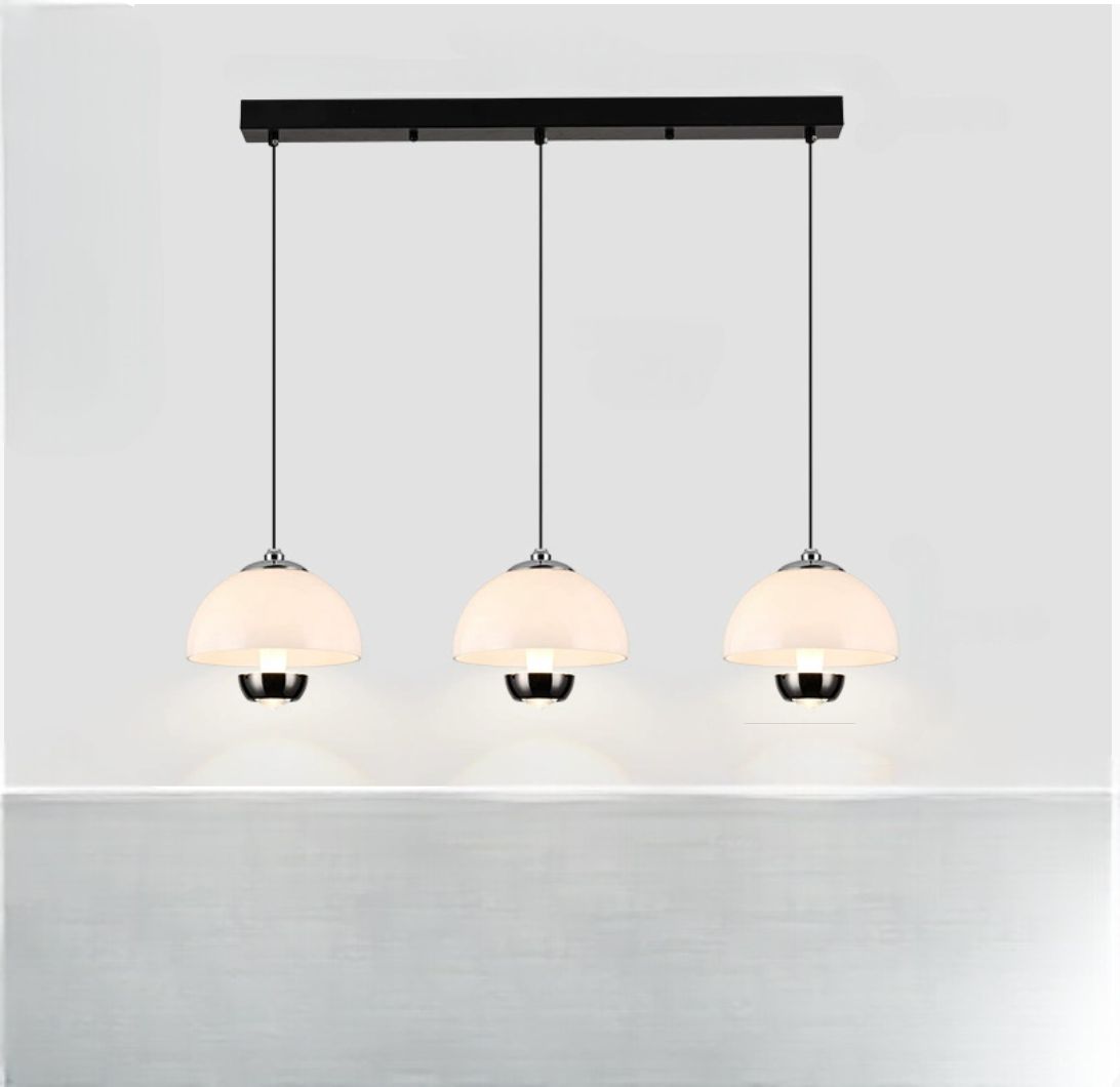 ScandiLight – Nordisk Køkkenpendel med 3 Lys i Moderne og Elegant Design