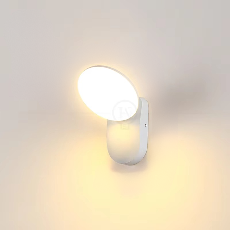 SenseBeam LED – Væglampe med Bevægelsessensor til Automatisk og Energibesparende Belysning