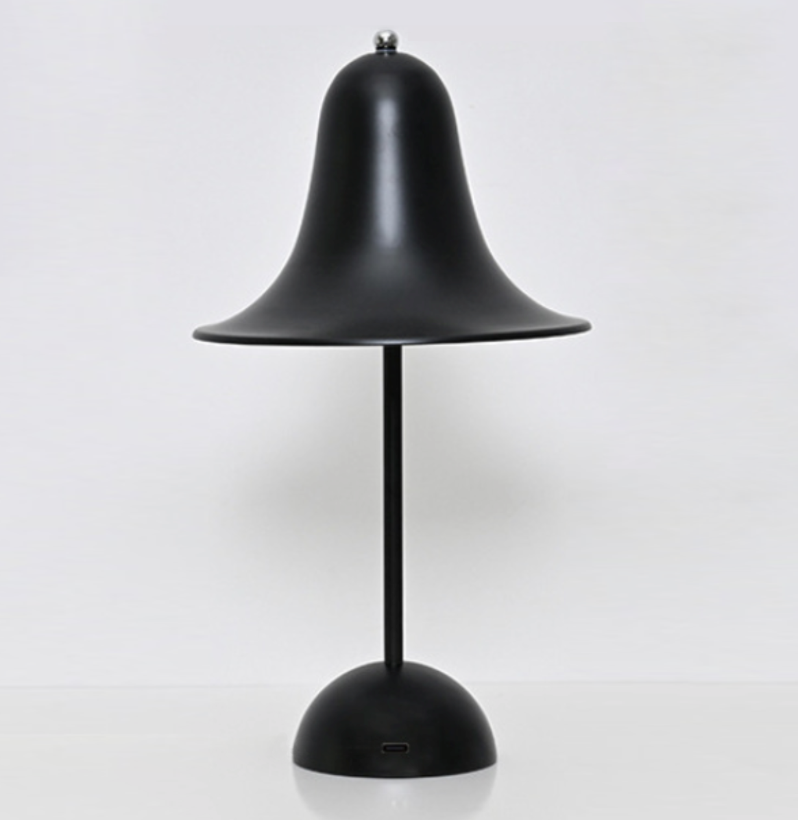 GlowSmith Aura – Trådløs LED‑bordlampe med tidløst design og lang batterilevetid