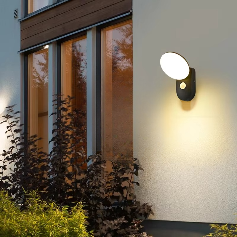 SenseBeam LED – Væglampe med Bevægelsessensor til Automatisk og Energibesparende Belysning