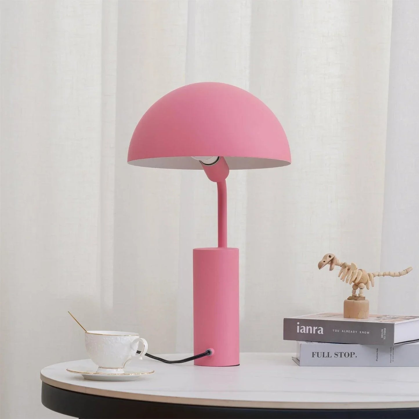 Cap bordlampe – Moderne stilfuld lampe til stue, soveværelse og kontor