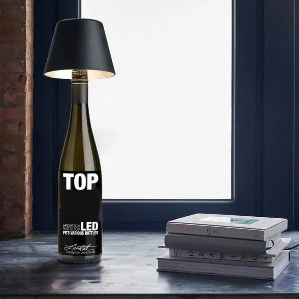 BottleLight – Genopladeligt Bordlampehoved til Vinflasker i DIY Design