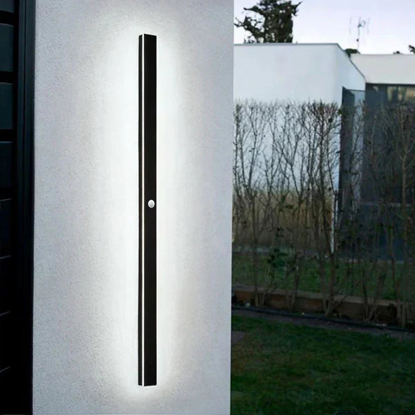 Edge Glow – Moderne LED Væglamper i Elegant Design til Indendørs og Udendørs Belysning